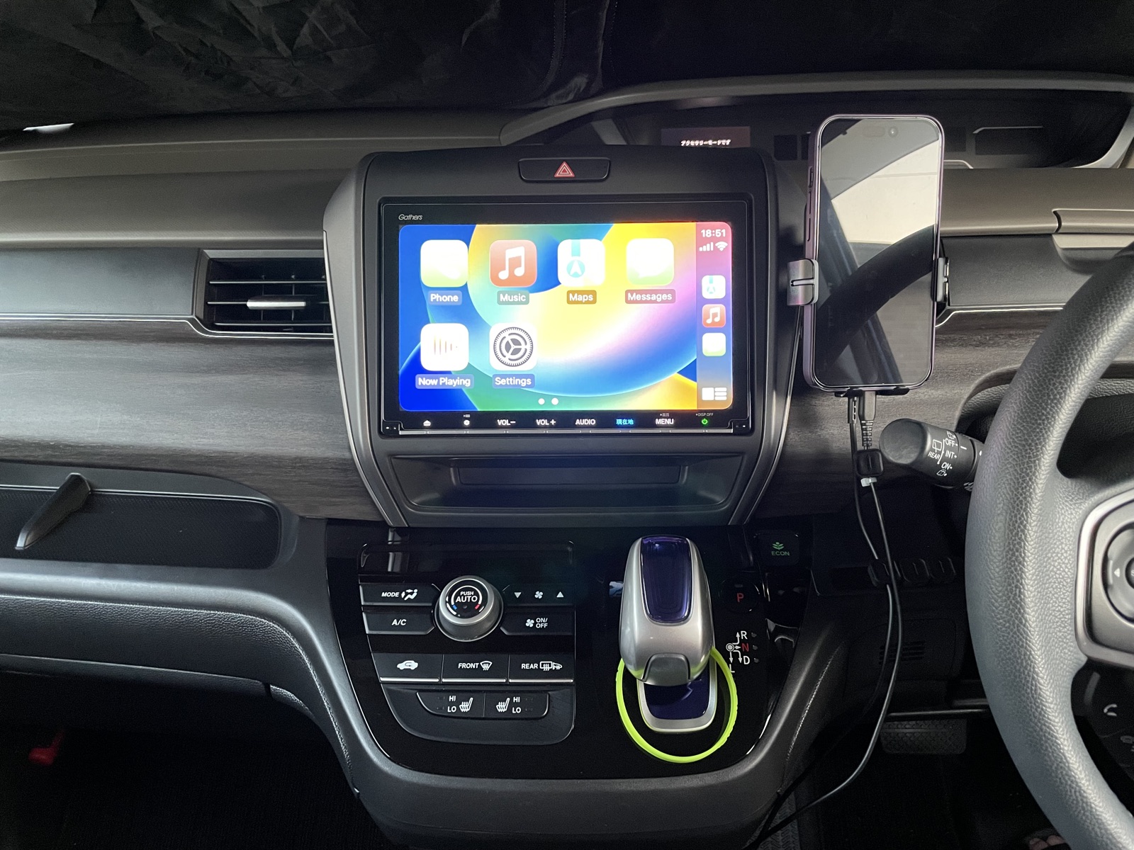 Honda Freed + Gathers + Apple CarPlay